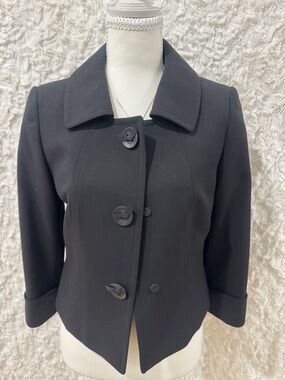 Classic Black Tailored Women's Blazer Jacket Size 2 - High End, Very Elegant!